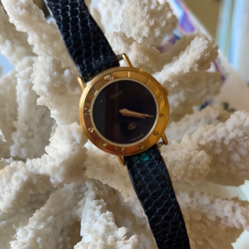 Ladies vintage Gucci watch - Picture 4 of 11